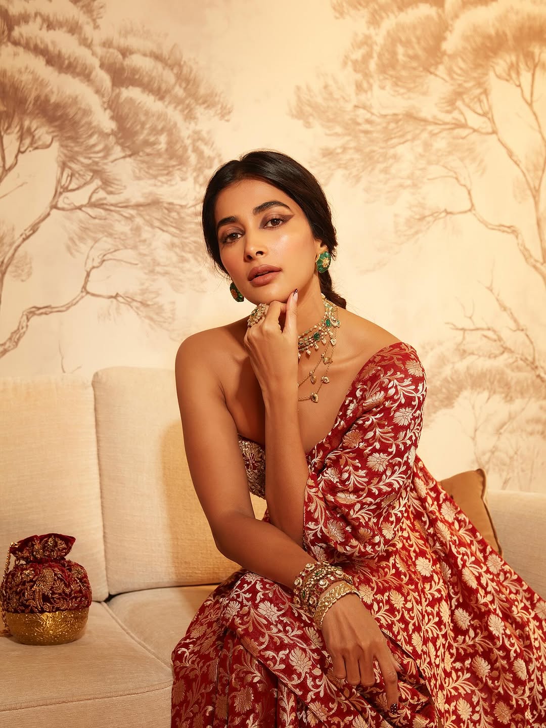 Actress Pooja Hegde photo gallery