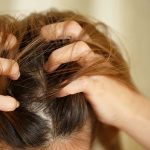 Itchy Scalp: తలపై దురదతో.. ఇబ్బంది పడుతున్నారా ? ఈ టిప్స్ మీకోసమే !