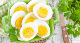 Combination Food: ఎగ్స్‌తో పాటు..  వీటిని పొరపాటున కూడా తినొద్దు !