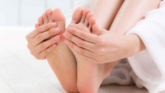 Cold Feet: పాదాలు చల్లబడటం అనారోగ్యానికి సంకేతమా? డాక్టర్లు ఏమంటున్నారు ?