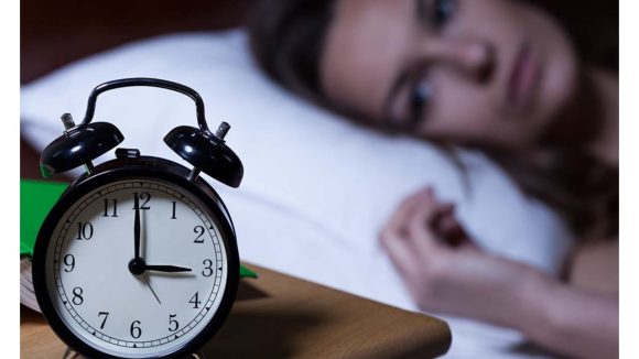 Wake Up at 3am: హార్మోన్లు లేదా ఒత్తిడి ? తెల్లవారుజామున 3 గంటలకు మెలకువ రావడానికి కారణమేంటి?