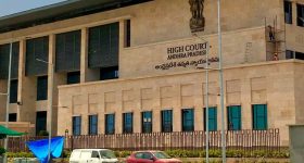 AP High Court: తిరుమల పరకామణి చోరీ కేసు.. ఏపీ హైకోర్టు సంచలన ఆదేశాలు