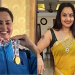 Actress Pragathi: డిప్రెషన్‌లో నటి ప్రగతి.. సినిమాల్లో అవకాశాల్లేవు, జిమ్ చేస్తే ట్రోల్స్ అంటూ కన్నీళ్లు
