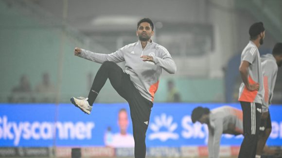 IND VS SA 4th T20I: టీమిండియా వ‌ర్సెస్ ద‌క్షిణాఫ్రికా మ్యాచ్ టాస్ కు తీవ్ర అంత‌రాయం.. ర‌ద్దు అయ్యే ప్ర‌మాదం?
