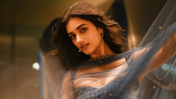 Bhagya Shri Borse: మద్యపాన నిషేధం నేపథ్యంలో భాగ్యశ్రీ కొత్త సినిమా.. టైటిల్ కూడా ఫిక్స్!