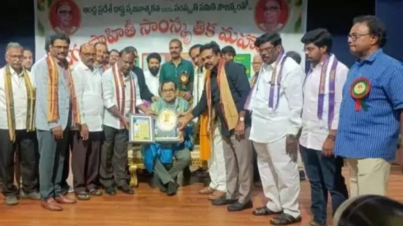 Brahmanandam: బ్రహ్మానందంకు జీవితకాల పురస్కారం..జీవిత వ్యర్థం అంటూ!