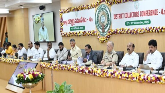CM Chandrababu: పెన్షన్లపై సీఎం చంద్రబాబు కీలక నిర్ణయం.. ప్రతి జిల్లాకు 200 కొత్త పింఛన్లు