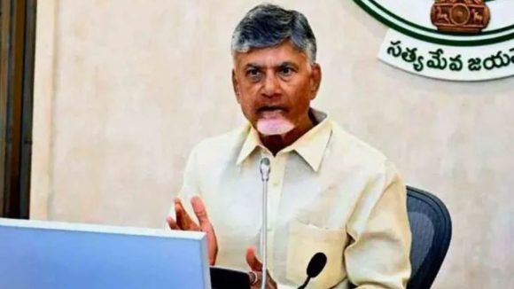CM Chandrababu: పల్లె వెలుగు బస్సులో అయినా ఏసీ ఉండాల్సిందే.. సీఎం చంద్రబాబు కీలక ఆదేశాలు