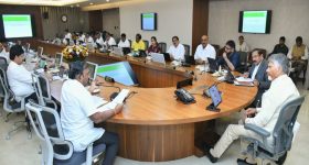 Hyderabad Football Match: ఈ నెల 13న ఉప్పల్ స్టేడియంలో మెస్సి పుట్ బాల్ మ్యాచ్.. ఏర్పాట్లపై డీజీపీ సమీక్ష
