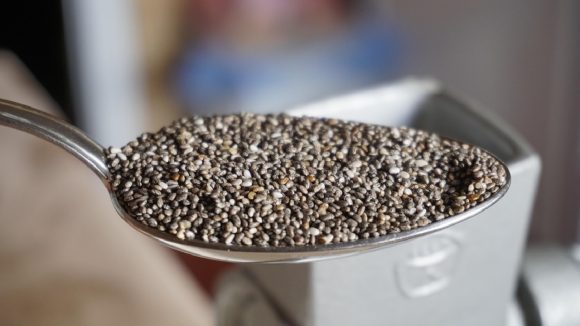 Chia Seeds: చియా విత్తనాలు రోజూ తింటే బరువు తగ్గడానికి సహాయపడతాయా?