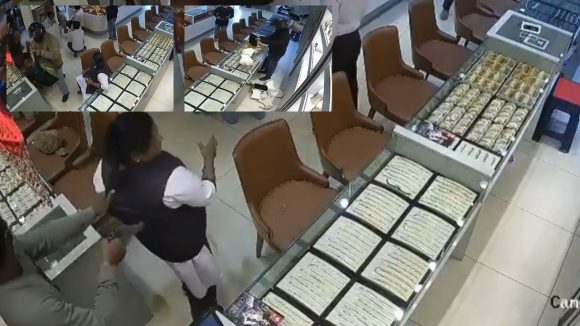 Diamond Jewellery Robbery: జస్ట్ 5 మినిట్స్.. అలా వచ్చారు.. ఇలా రూ.10 కోట్ల ఆభరణాలు తీసుకెళ్లారు..