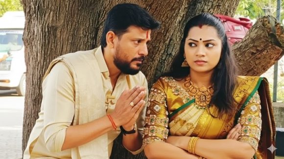 Divvela Madhuri: బర్త్ డే రోజు అలిగిన మాధురి లైవ్ లో దువ్వాడ శ్రీను ఏం చేశాడో చూడండి