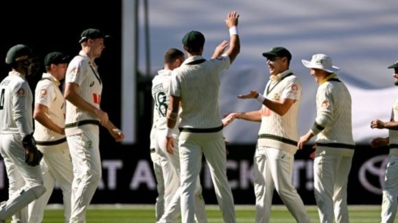 AUS Vs ENG 4th Test : పిచ్‌లో 10 మిమీల గడ్డి..  131 ఏళ్ల నాటి రికార్డ్ బ్రేక్..!