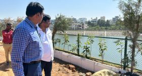 Flip-Back Helmet: 180° రొటేటింగ్ చిన్ బార్ తో SMK హెల్మెట్ లాంచ్.. ధర ఎంతో తెలుసా?