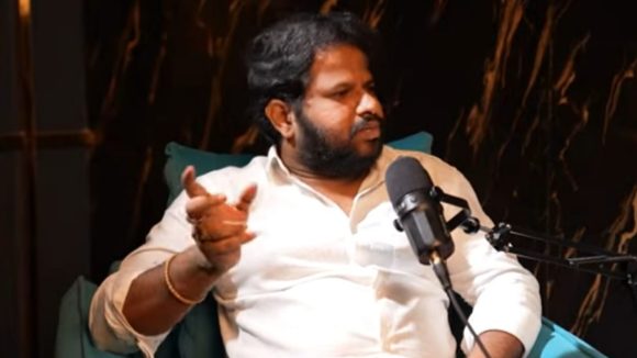 Hyper Aadi: పెళ్లికి క్యాస్ట్ కావాలి కానీ.. అక్రమ సంబంధాలపై హైపర్ ఆది సంచలన వ్యాఖ్యలు!