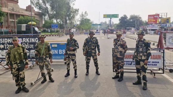 India High Alert – ISI Terror Plot: దేశవ్యాప్తంగా హై అలర్ట్.. ఐఎస్ఐ భారీ కుట్రపై ఇంటెలిజెన్స్ హెచ్చరిక