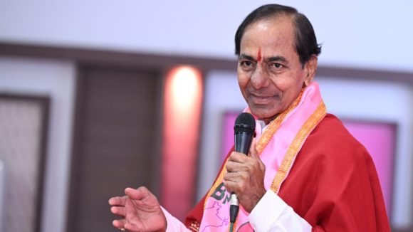KCR: నన్ను తిట్టడమే పనిగా పెట్టుకున్నారు, పాలు-నీళ్లు ఏవో జనాలకు అర్థమైంది: కేసీఆర్