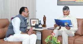 Minister Komatireddy: సీఎం చంద్రబాబును కలిసిన మంత్రి కోమటిరెడ్డి.. గ్లోబల్ సమ్మిట్‌కు రావాలని పిలుపు