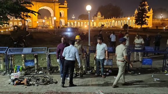 Mysuru Cylinder Blast: మైసూరు గ్యాస్ సిలిండర్ పేలుడులో కొత్త విషయాలు.. ఒకరు మృతి, మరో నలుగురు