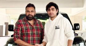 Pawan Kalyan -Sujeeth: ఓజీ డైరెక్టర్‌కు కాస్ట్లీ కారు గిఫ్ట్ ఇచ్చిన పవన్ కళ్యాణ్.. ధర ఎన్ని కోట్లంటే?