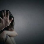 Harassment: డౌట్లు తీరుస్తానంటూ అమ్మాయిల భుజాలు తడుముతోన్న టీచర్.. పేరెంట్స్ ఏం చేశారంటే?