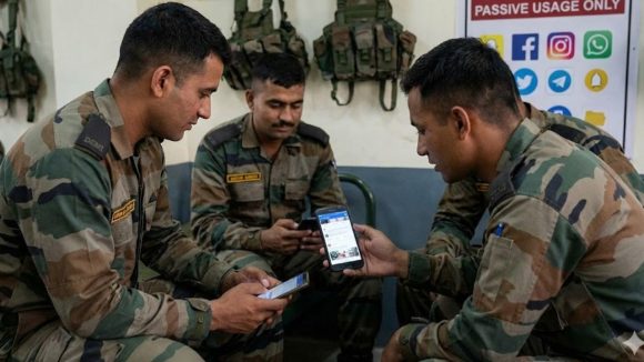 Social Media Ban Relaxed: సైనికులకు గుడ్ న్యూస్.. సోషల్ మీడియాపై ఆంక్షలు సడలింపు! కానీ ఆ ఒక్క పని మాత్రం చేయొద్దు