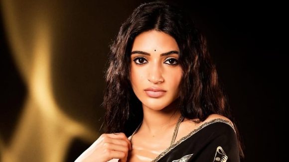 Sreeleela: శ్రీ లీలతో స్టార్ హీరో రొమాన్స్.. హీరో పై సీరియస్ అయిన హీరోయిన్ తల్లి?