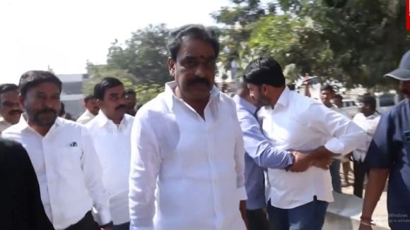 Palnadu Crime:  సుప్రీంకోర్టు ఆదేశాలు..  కోర్టులో లొంగిపోయిన పిన్నెల్లి బ్రదర్స్, నెక్ట్స్ ఏంటి?