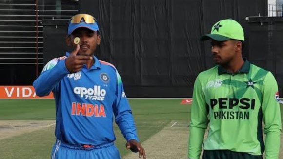U19 Asia Cup 2025: టాస్ గెలిచిన టీమిండియా..మ‌రోసారి పాకిస్తాన్ ను అవ‌మానించిన ఆయుష్..తుది జ‌ట్లు ఇవే