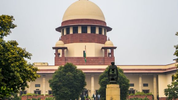 Supreme Court: ఉత్కంఠ.. సుప్రీంకోర్టులో పార్టీ ఫిరాయింపు ఎమ్మెల్యేల కేసు విచారణ