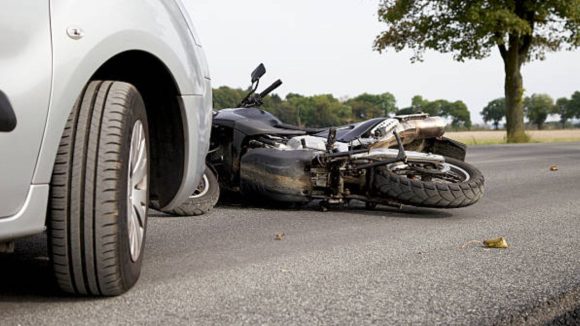 Road Accident: కీసరలో ఘోర రోడ్డు ప్రమాదం.. స్పాట్‌లో ఇద్దరు మృతి