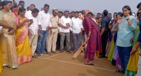 Nizamabad district: జ్యువెలరీ షాప్ షటర్లు పగలగొట్టి 34 తులాల గోల్డ్ చోరీ.. నిజామాబాద్‌లో ఘటన
