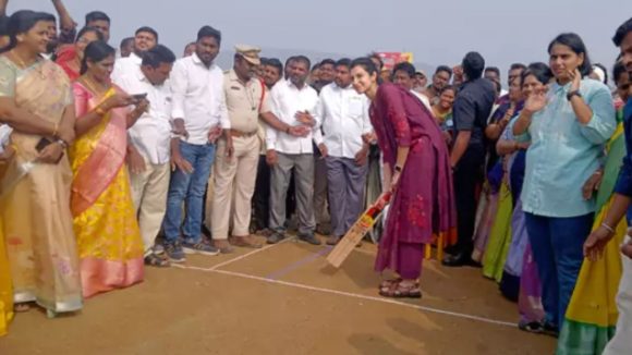 Nara Brahmani: బ‌ర్త్ డే రోజు క్రికెట్ ఆడిన‌ నారాబ్రాహ్మణి