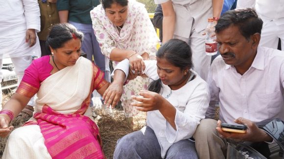 Kalvakuntla Kavitha: కవిత కళ్ల ముందే ప్రమాదం.. వెంటనే ఆమె ఏం చేశారంటే..