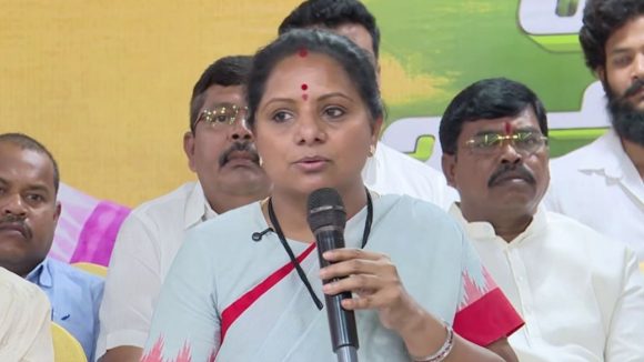 Kalvakuntla Kavitha: తప్పు చేశావు.. నీళ్ల వివాదంపై కవిత లెక్కలు