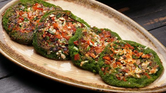 Palak Uttapam: ఆరోగ్యానికి మేలు చేసే పాలక్ ఊతప్పం, రెసిపీ చాలా సులువు