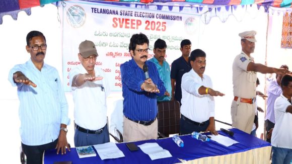 Voter Awareness: డబ్బుకు, బిర్యానీకి ఓటు అమ్ముకోవద్దు.. యాదాద్రి జిల్లాలో ఓటు హక్కు అవగాహన ర్యాలీ