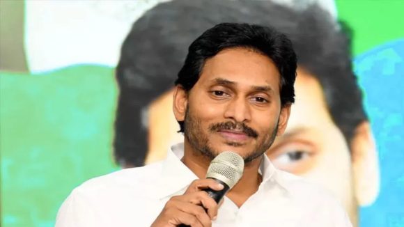 YS Jagan: మెడికల్ కాలేజీల ప్రైవేటీకరణ.. దేశంలోనే అతి పెద్ద స్కాం: వైఎస్ జగన్