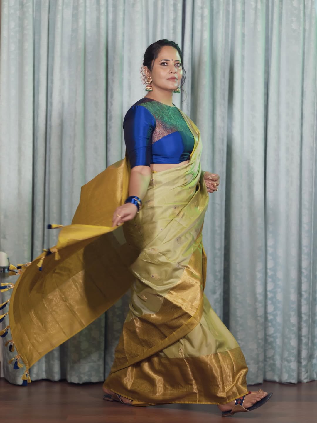 Anchor Anasuya Latest Photos (Source: Instagram)