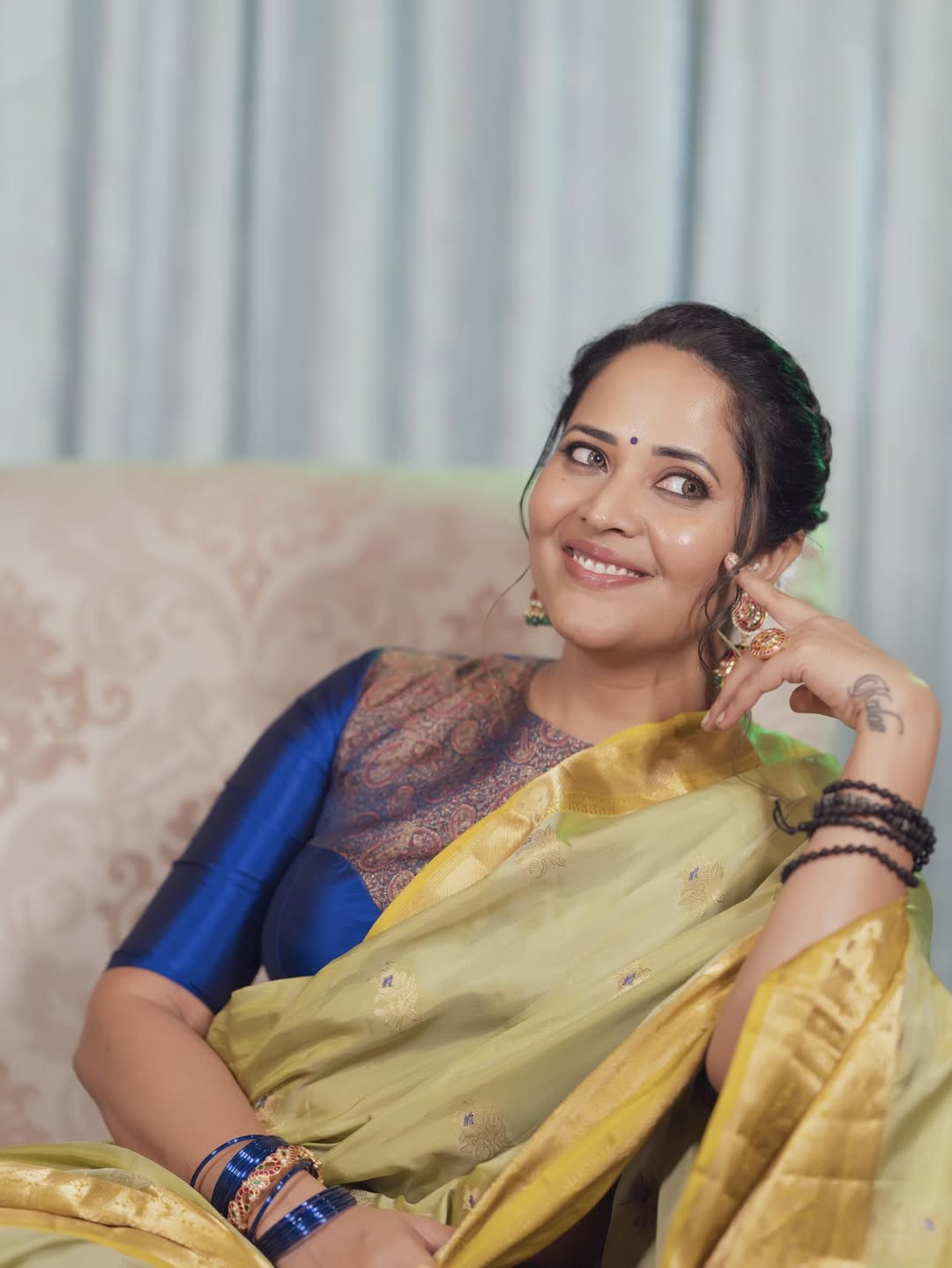 Anchor Anasuya Latest Photos (Source: Instagram)
