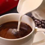 Coffee: ప్రతిరోజూ కాఫీ తాగితే చర్మానికి ఏమవుతుంది?