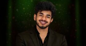 Bigg Boss 9 Telugu : విన్నర్ రేస్ నుంచి తప్పుకున్న డెమోన్... సూట్ కేస్ తో బయటకు... ఇంటికి ఎన్ని లక్షలు పట్టుకెళ్ళాడో తెలుసా?