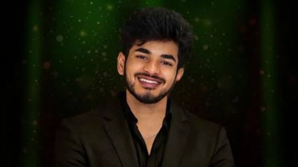 Bigg Boss 9 Telugu : విన్నర్ రేస్ నుంచి తప్పుకున్న డెమోన్… సూట్ కేస్ తో బయటకు… ఇంటికి ఎన్ని లక్షలు పట్టుకెళ్ళాడో తెలుసా?