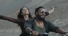 Christmas 2025 Movies : బాక్సాఫీస్ వద్ద 'మినీ కురుక్షేత్రం'...ఒకే రోజు 10 సినిమాలు రిలీజ్