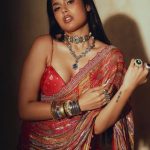 Faria Abdullah : చీరలో ఫరియా అందాల ఆరబోత.. మైండ్ బ్లాక్ అవ్వాల్సిందే…