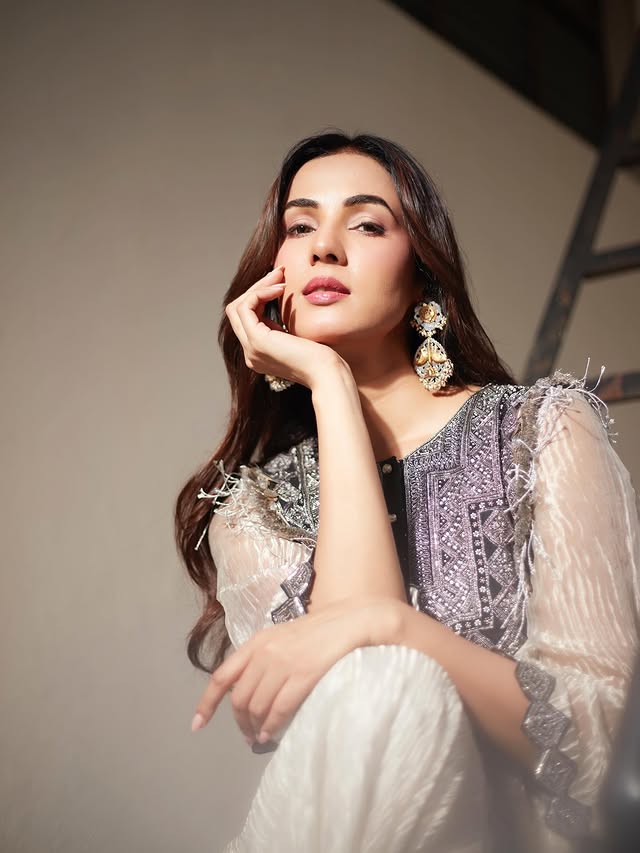 Sonal Chauhan ( Source / Instagram ) Sonal Chauhan Photo Gallery