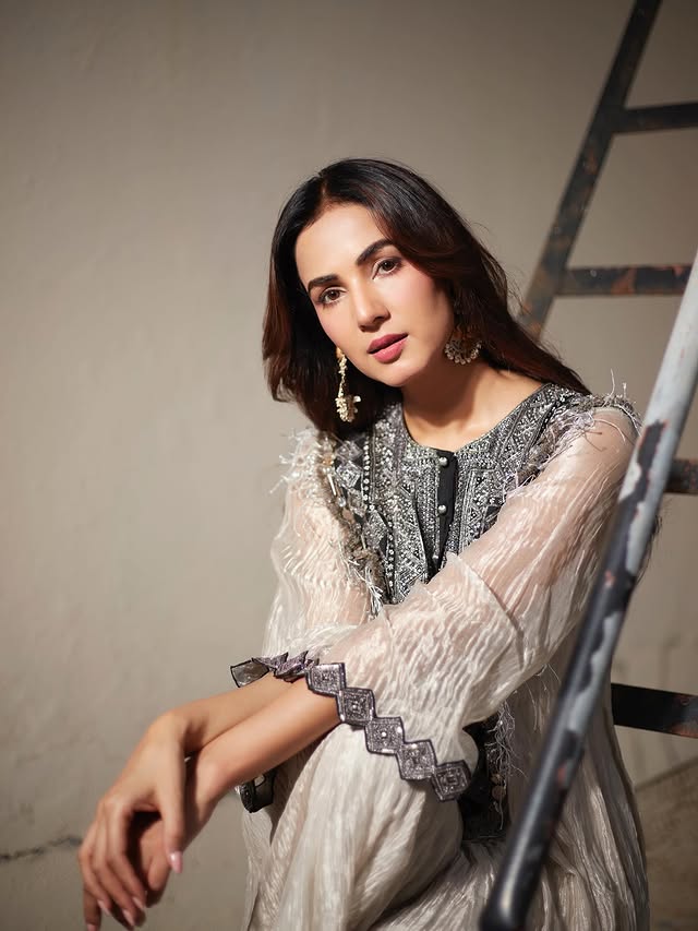 Sonal Chauhan ( Source / Instagram ) Sonal Chauhan Photo Gallery