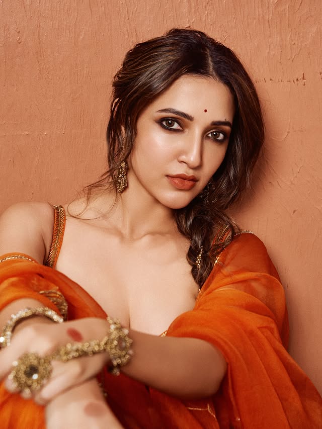 Nehashetty  Photo Gallery