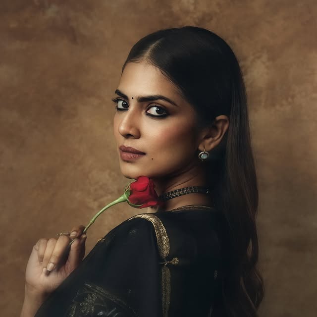 Malavika Mohanan (Source / Instagram) Malavika Mohanan Photo Gallery