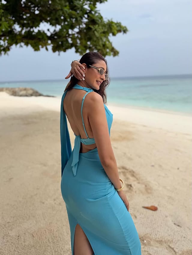 Pragya Jaiswal Photo Gallery